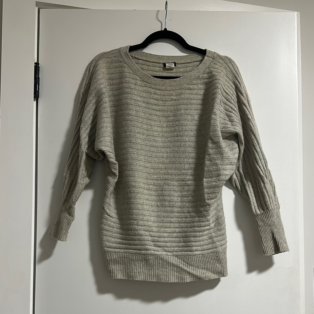Women's Gray Sweater